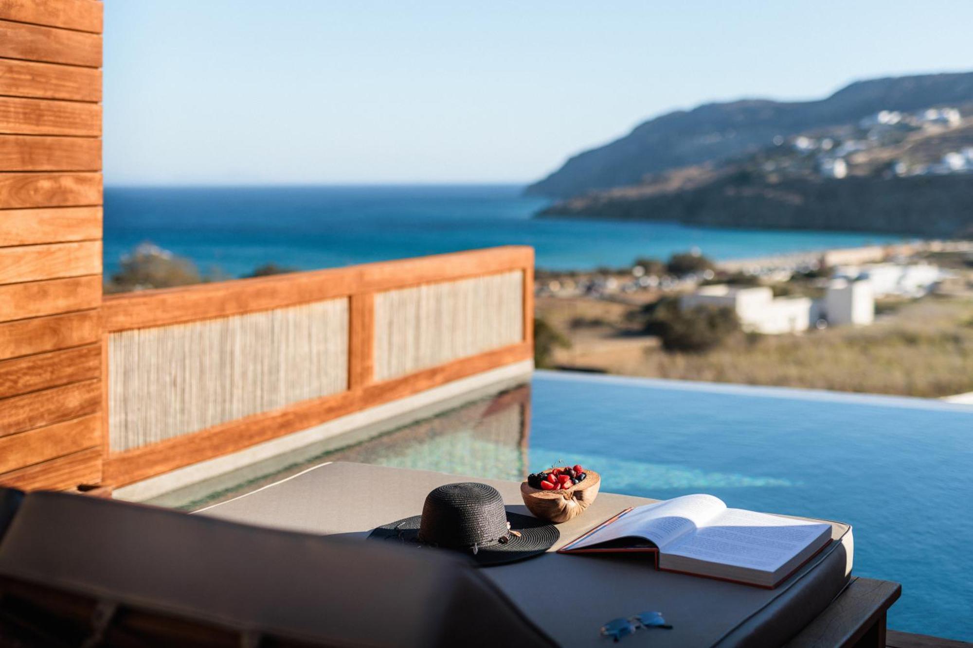Mileo Hotel Kalo Livadi Ngoại thất bức ảnh